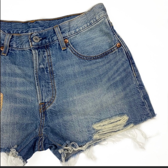 Levi’s 501 Glow Patchwork Shorts 24 Distressed - Picture 12 of 15